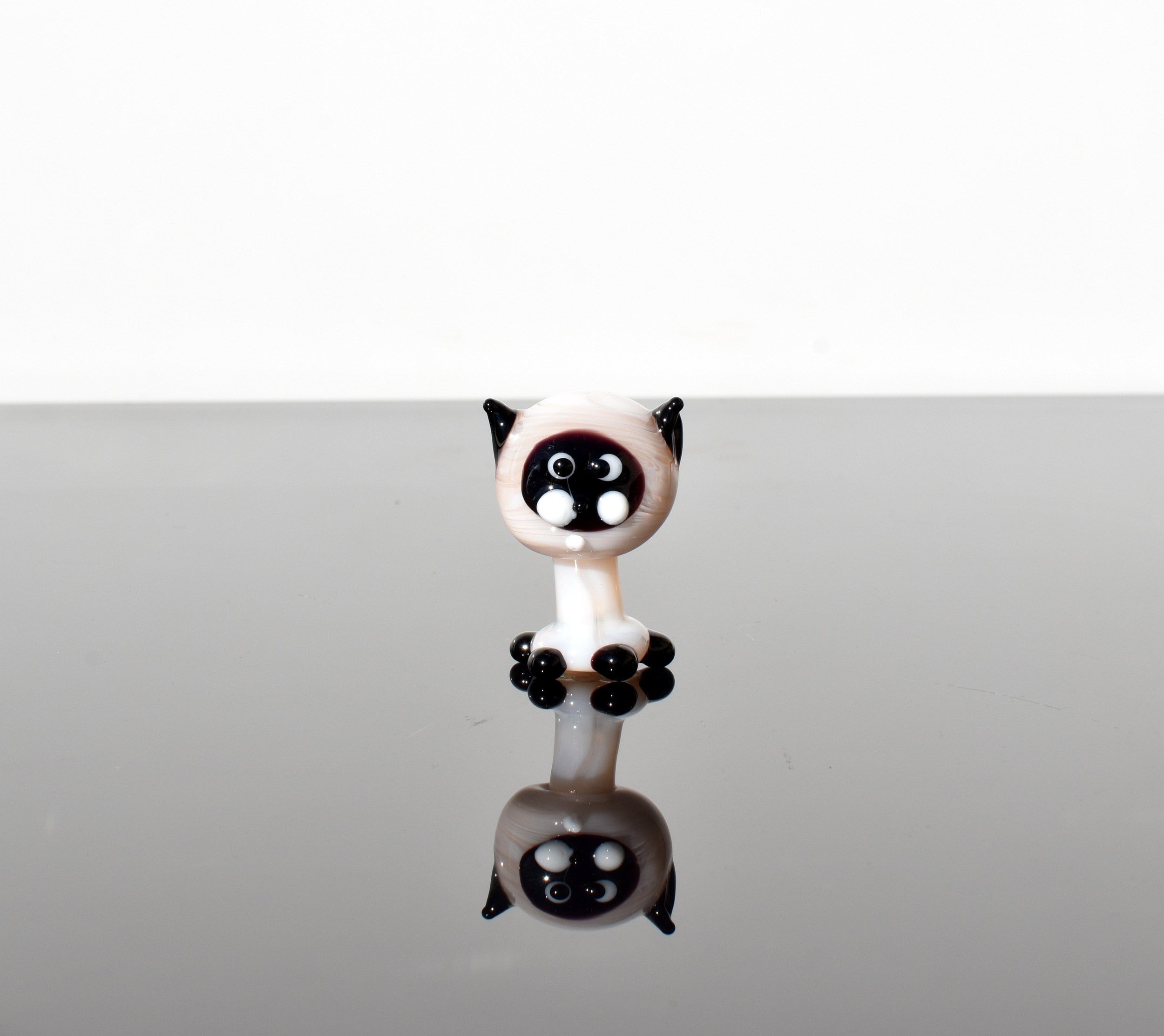 Lampwork Siamese Cat Figurine: Whimsical Glass Menagerie
