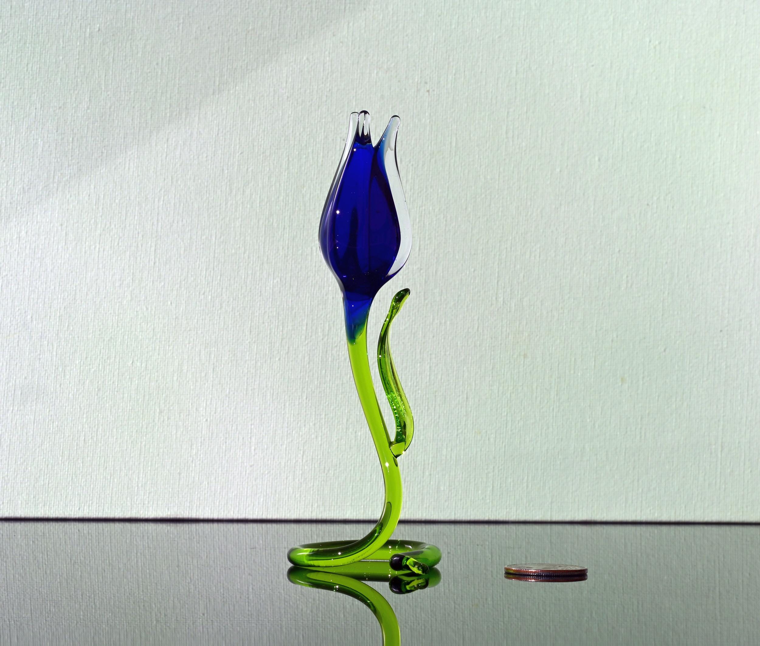 Handmade Cobalt Blue Glass Tulip Sculpture: Flame Work Art Glass