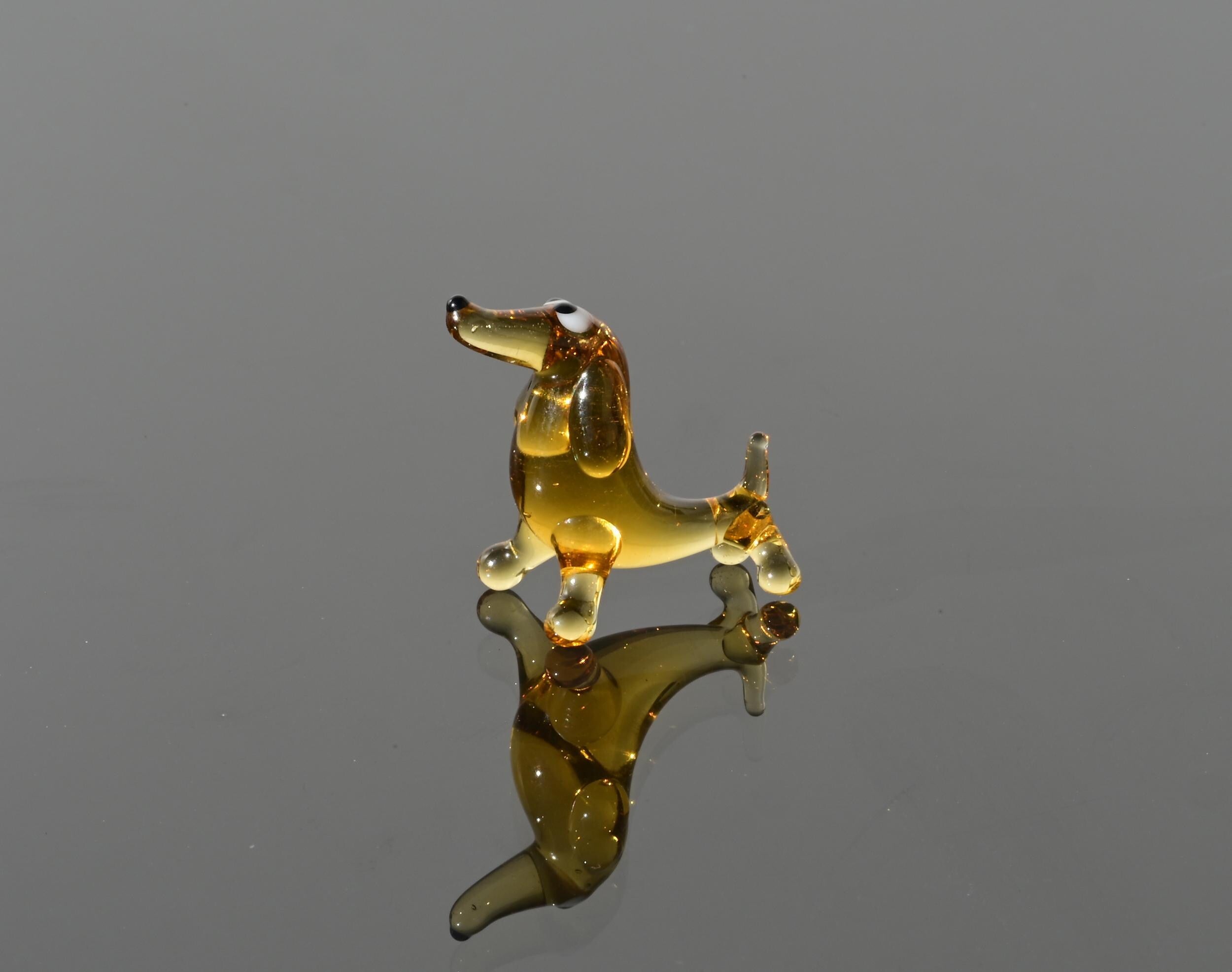 Hand-Blown Glass Dachshund Figurine: Miniature Art Glass Sculpture