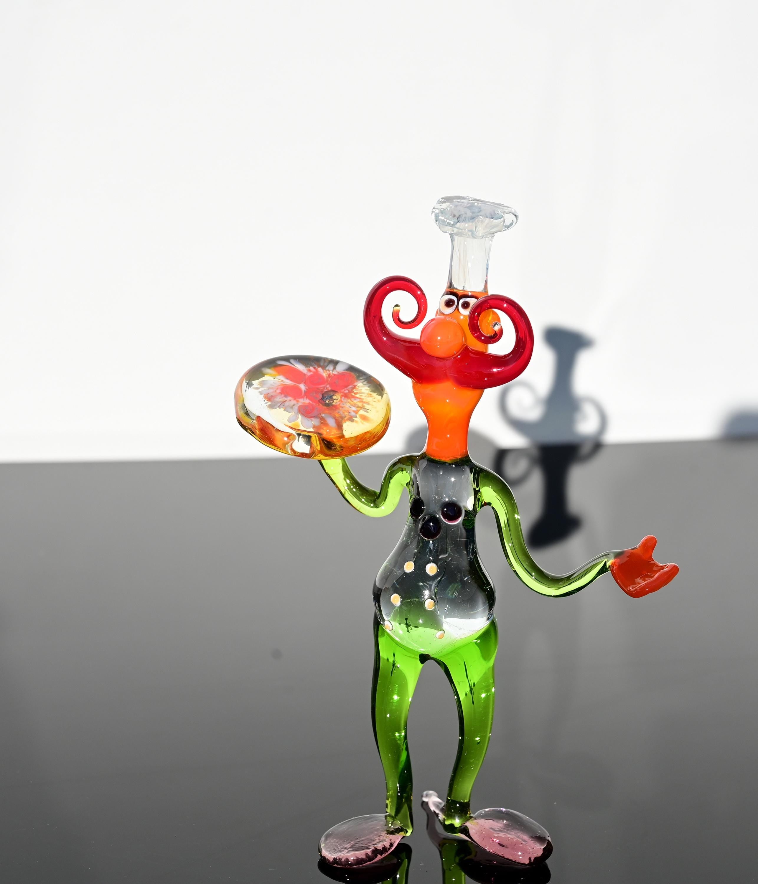 Hand-Blown Glass Pizza Chef Figurine – Rare Collectible Art Sculpture.