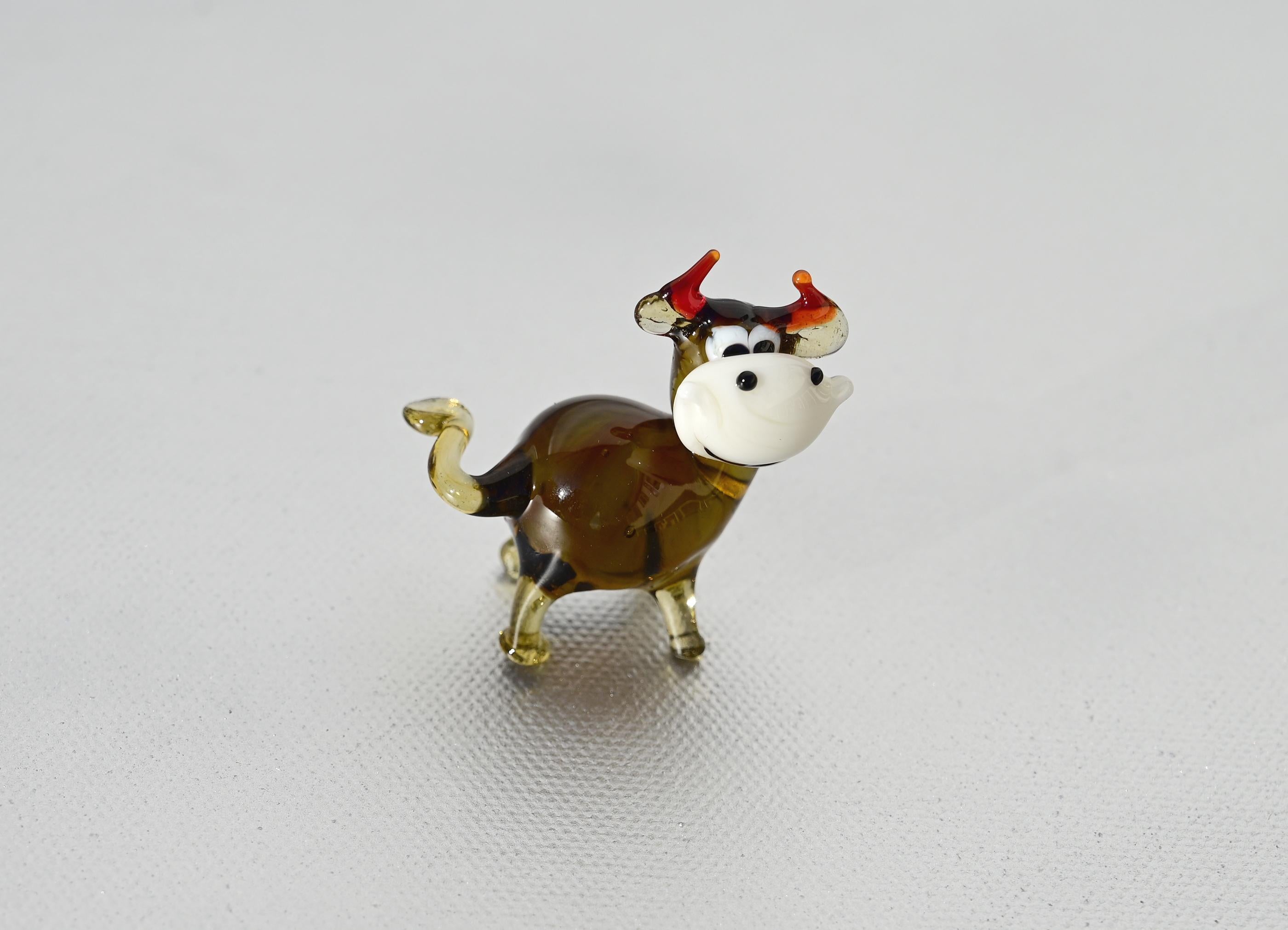 Hand-Blown Glass Cauf Figurine – Tiny Whimsical Sculpture, Mini Farm Animal Decor Gift