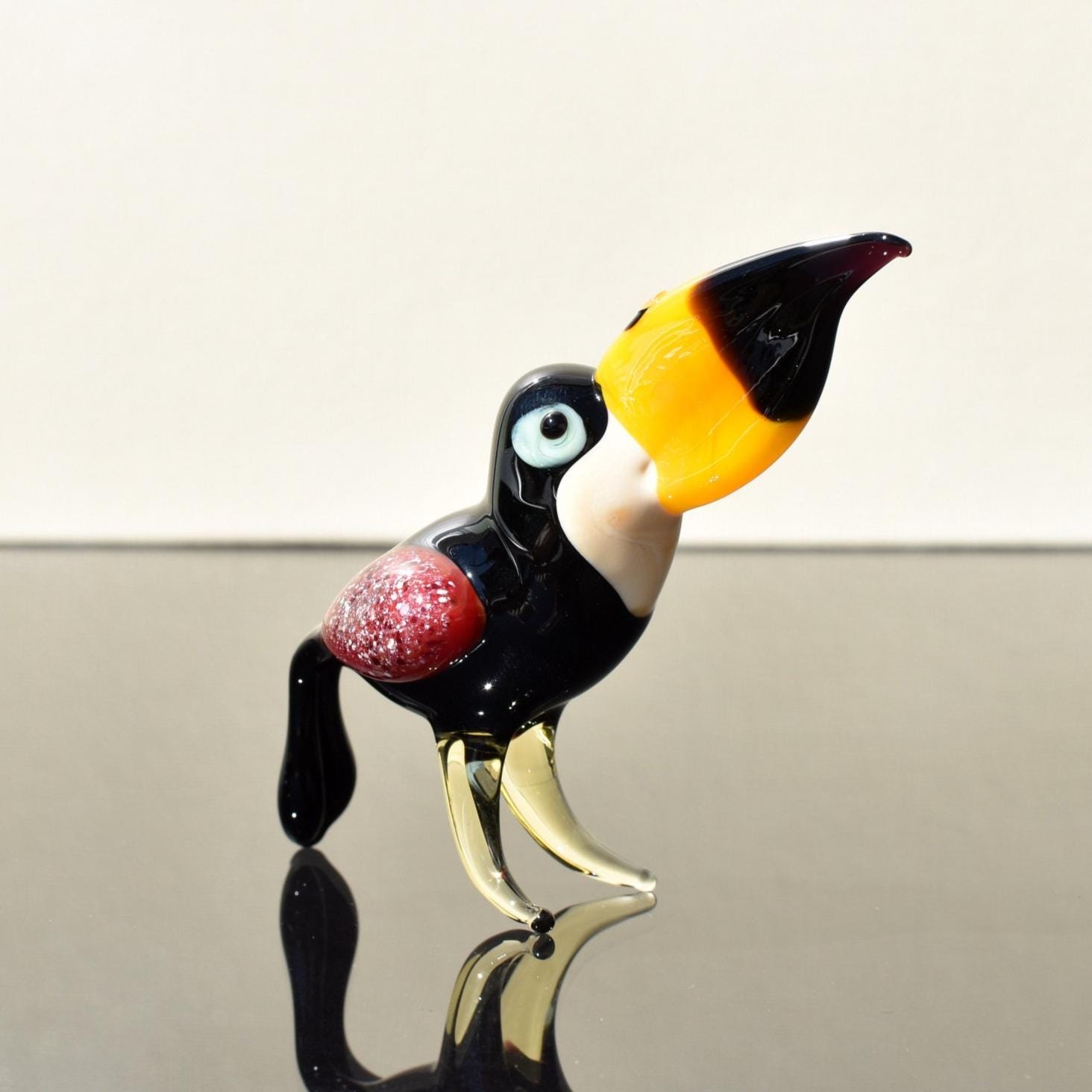 Toucan, Gift for Bird Lovers, Glass Toucan Sculpture Art, Blown Glass Bird, Glass Bird Decor, Bird Figurine, Tropical Jungle Decor Bird Art