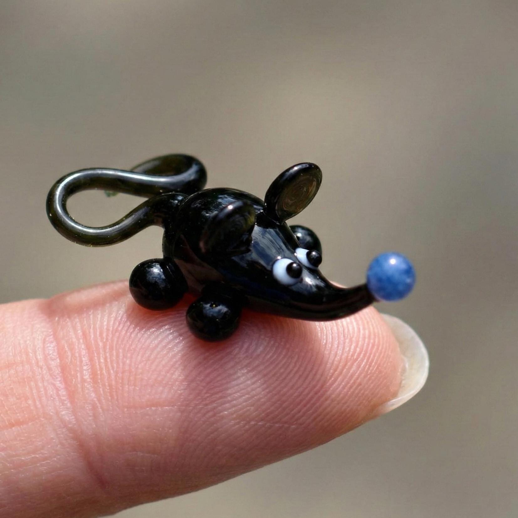 Hand Blown Glass Mouse Figurine - Unique Gift for Animal Lovers