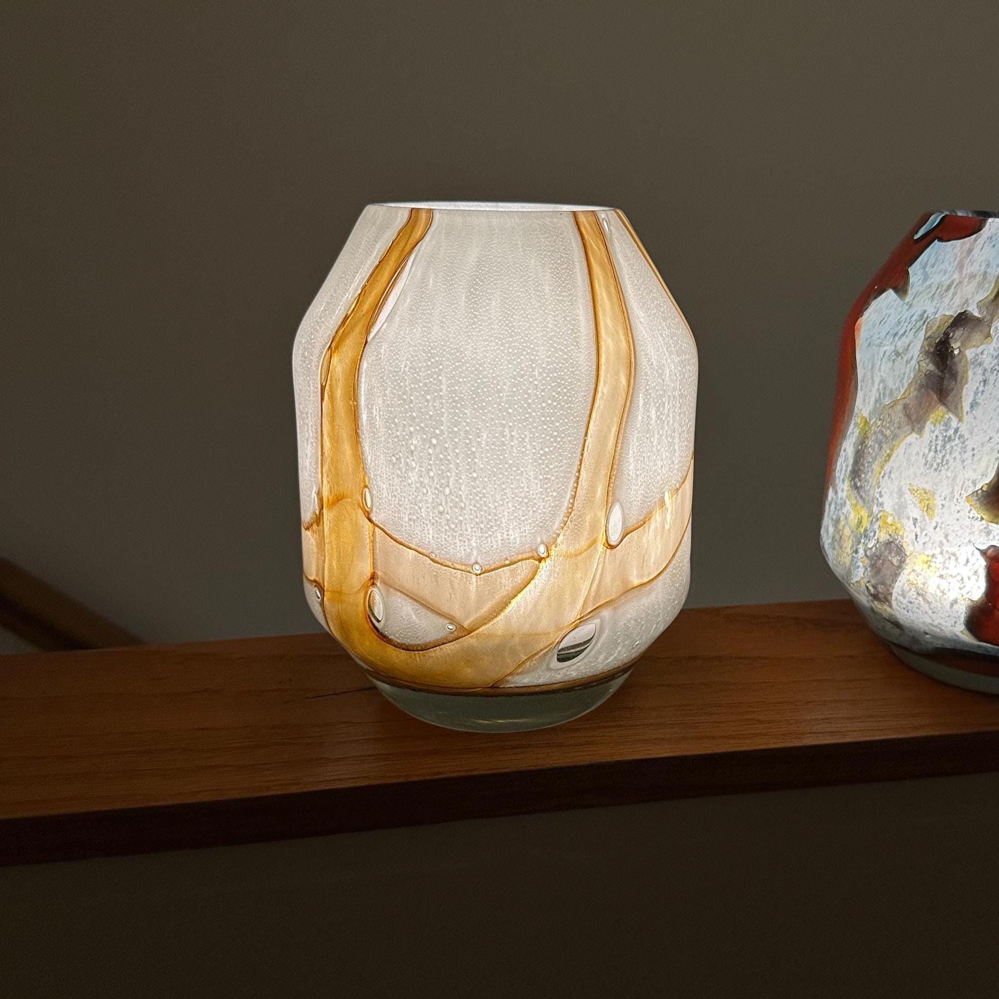 Golden White Glass Vase Lamp