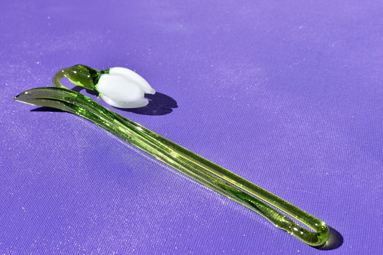 "Eira" Handblown Glass Snowdrop