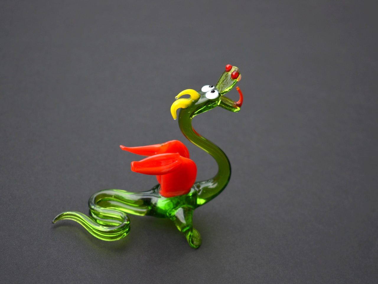 Green Glass Dragon Figurine: Hand-Made Flame Work Sculpture