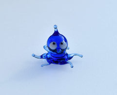 Blown Glass Octopus Figurine, Octopus Gift, Octopus Sculpture, Tiny Glass Animals, Mini Glass Animals, Octopus Decor, Blue Glass Octopus Art