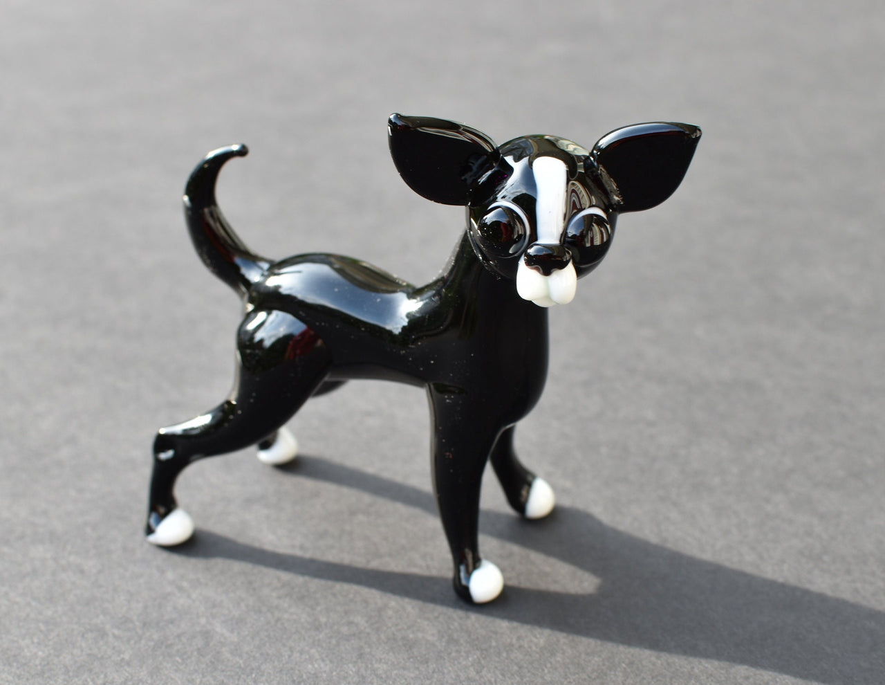 Chihuahua Figurine, Chihuahua Gifts, Black Chihuahua, Dog Memorial Gift, Chihuahua Art, Blown Glass Animals, Chihuahua Statue, Glass Dog
