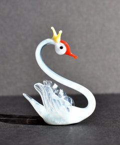 Handmade Glass Swan Figurine: Collectible Art Glass Sculpture