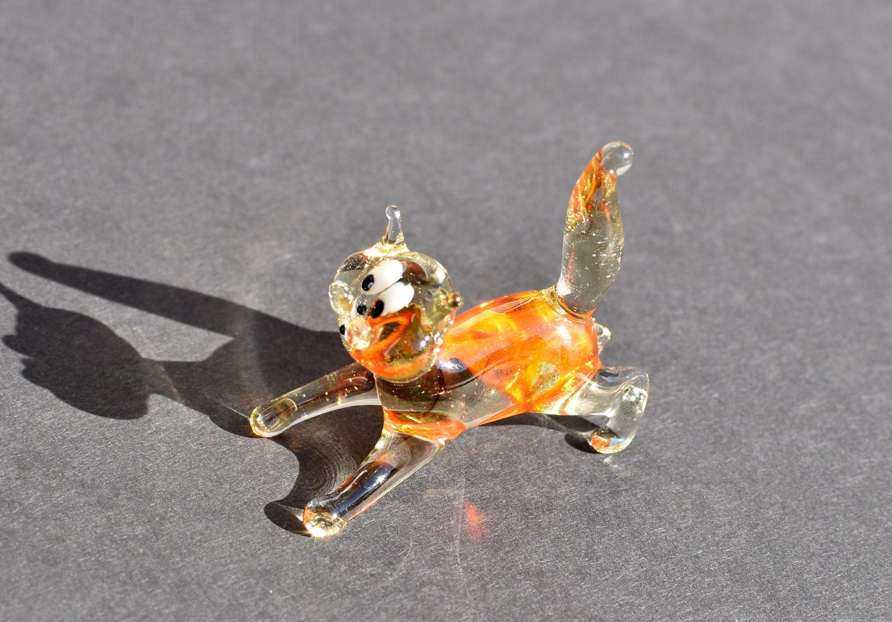 Handmade Glass Orange Cat Figurine: Whimsical Art Sculpture
