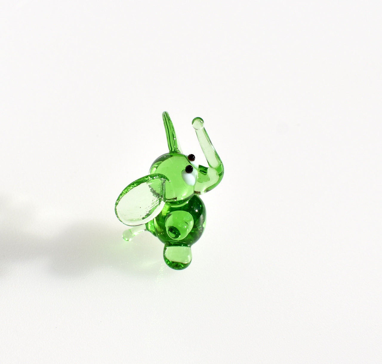 Hand Blown Green Glass Elephant Figurine – Lucky Miniature Sculpture
