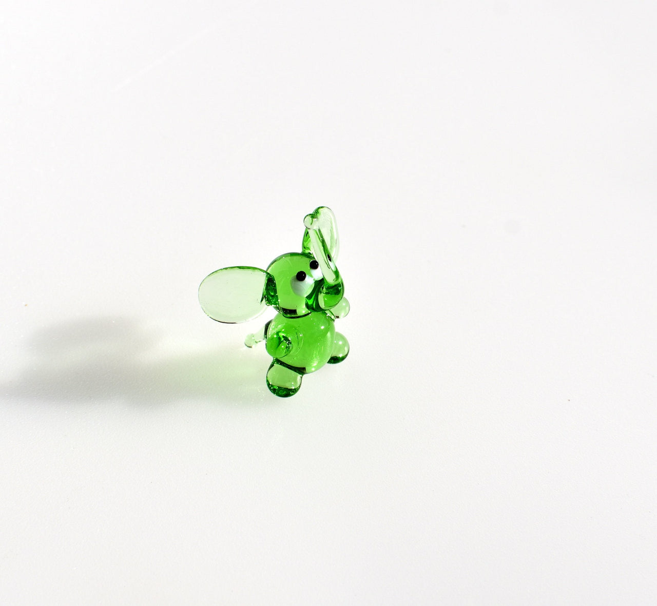 Hand Blown Green Glass Elephant Figurine – Lucky Miniature Sculpture