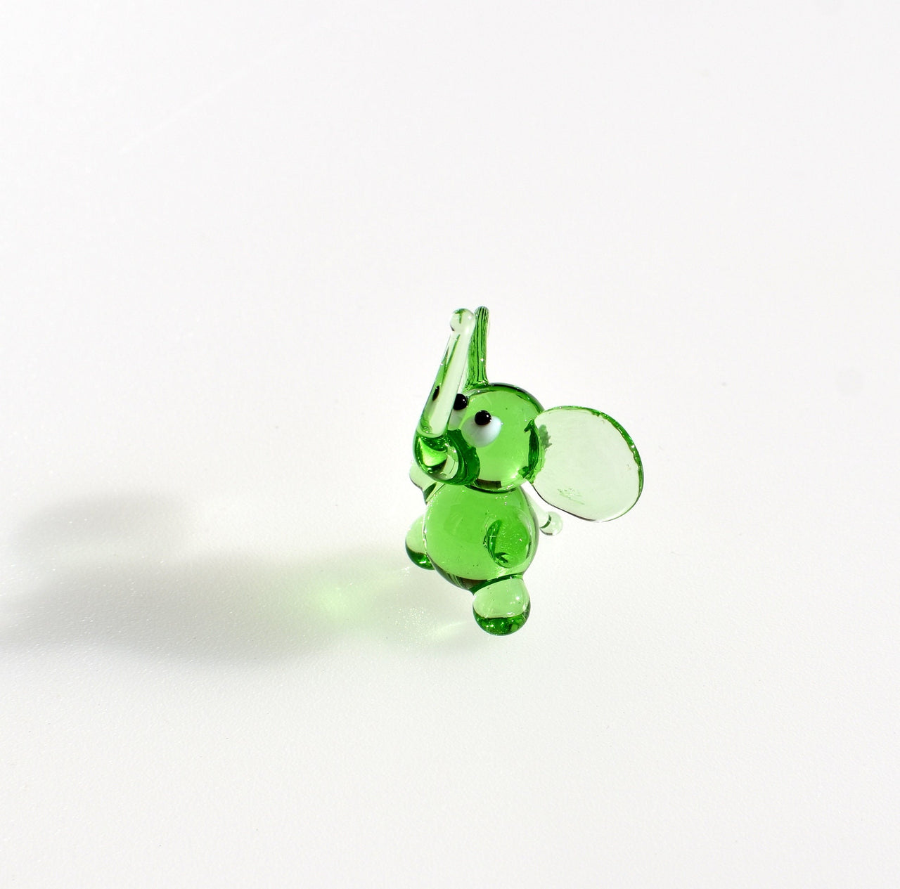 Hand Blown Green Glass Elephant Figurine – Lucky Miniature Sculpture