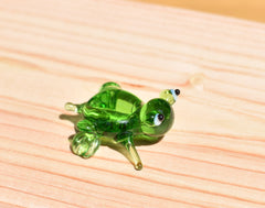 Lampwork Glass Frog Miniature: Whimsical Tiny Figurine