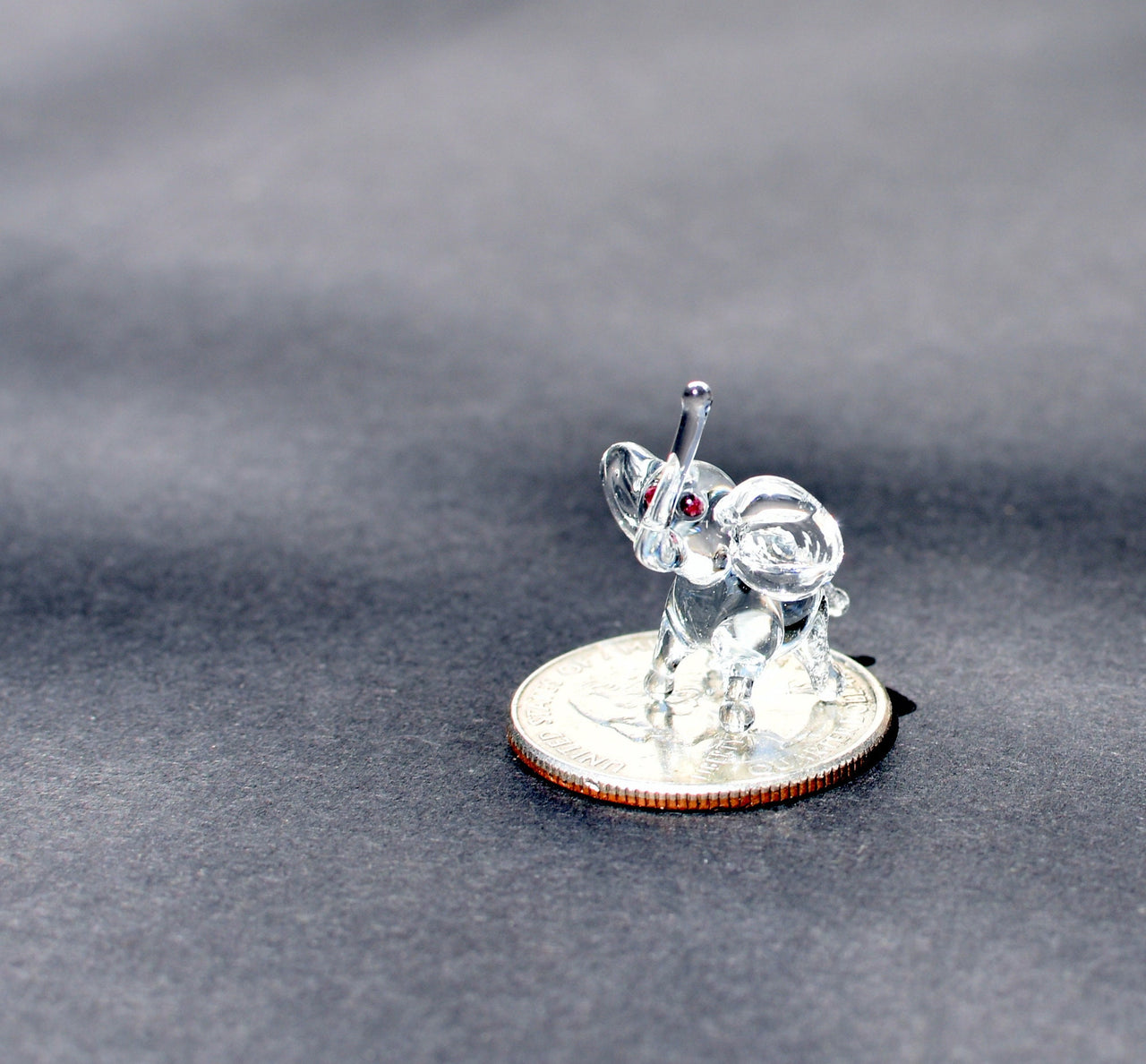 Glass Animal Figurines, Miniature Glass Animals, Clear Glass Elephant, Tiny Glass Animals, Elephant Gifts, Elephant Figurine, Glass Animals