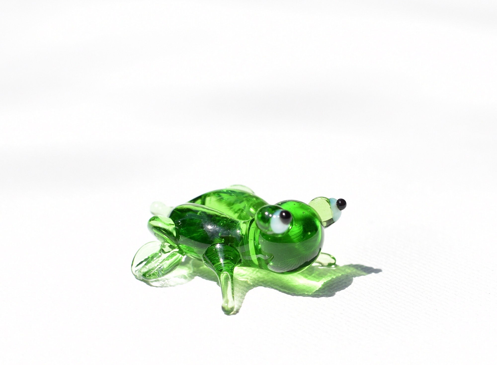 Lampwork Glass Frog Miniature: Whimsical Tiny Figurine