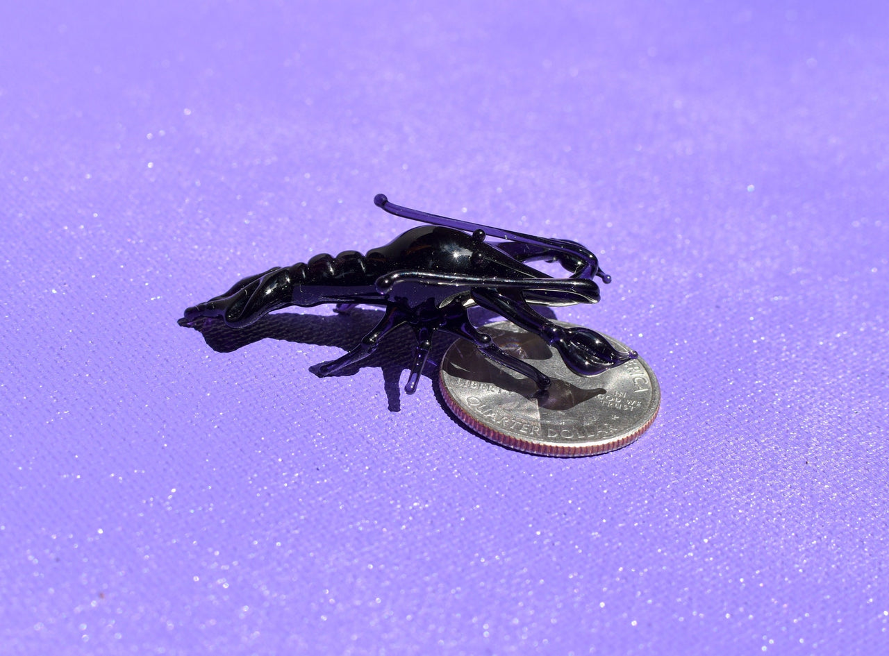 Black Glass Lobster Figurine – Handcrafted Miniature Ocean Animal