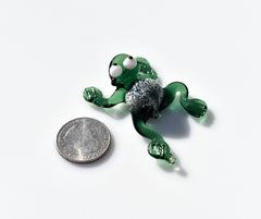 Handmade Glass Frog Figurine: Whimsical Art Glass Sculpture