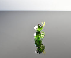 Mini Handblown Glass Dragon Figurine: Collectible Fantasy Sculpture
