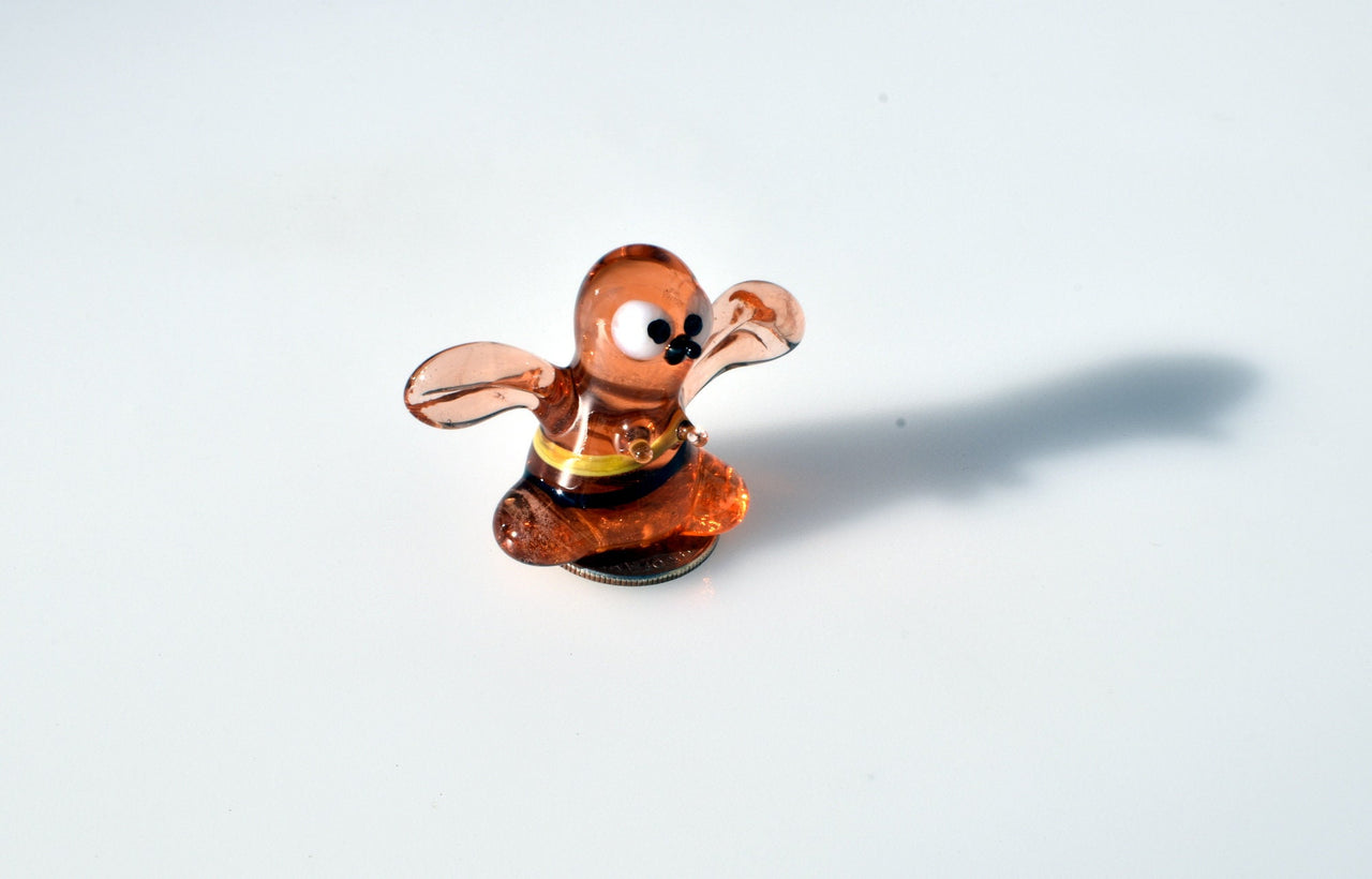 Bee Gifts, Bee Decor, Glass Figures, Bumble Bee, Honey Bee, Glass Animals, Glass Bee, Mini Glass Animals, Bees, Blown Glass Animals