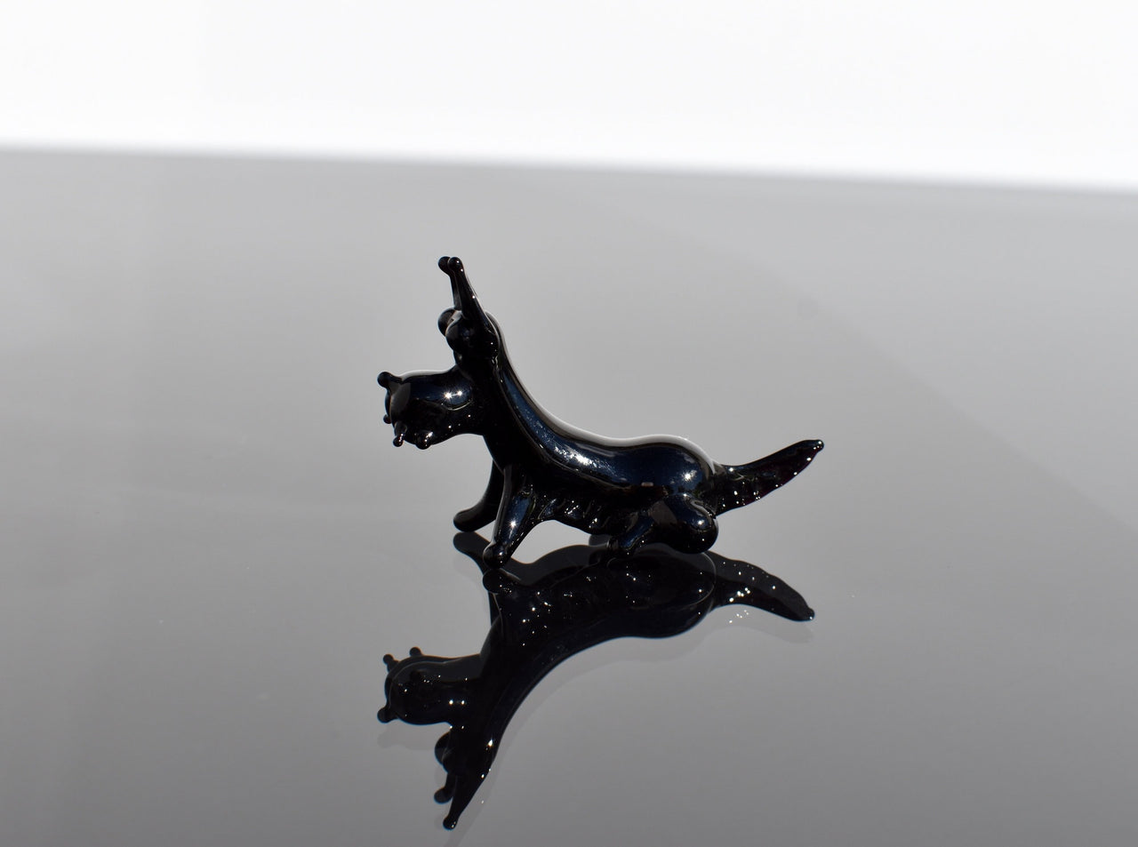 Scottish Terrier Figurine – Hand Blown Glass Miniature Animal – Glass Dog Gift Decor
