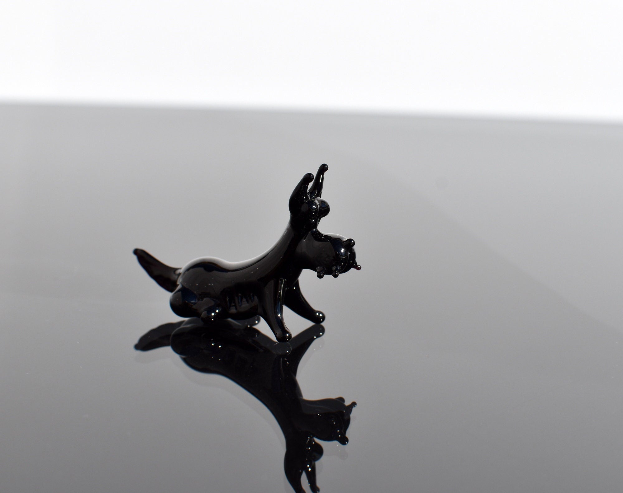 Scottish Terrier Figurine – Hand Blown Glass Miniature Animal – Glass Dog Gift Decor