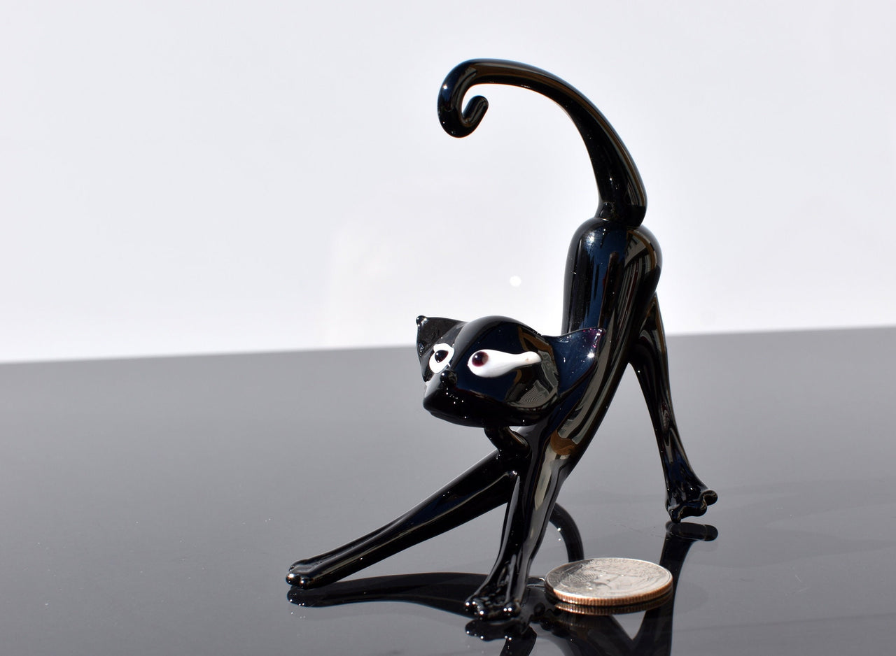 Black Glass Cat Figurine – Handcrafted Whimsical Art Sculpture