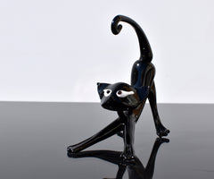 Black Glass Cat Figurine – Handcrafted Whimsical Art Sculpture