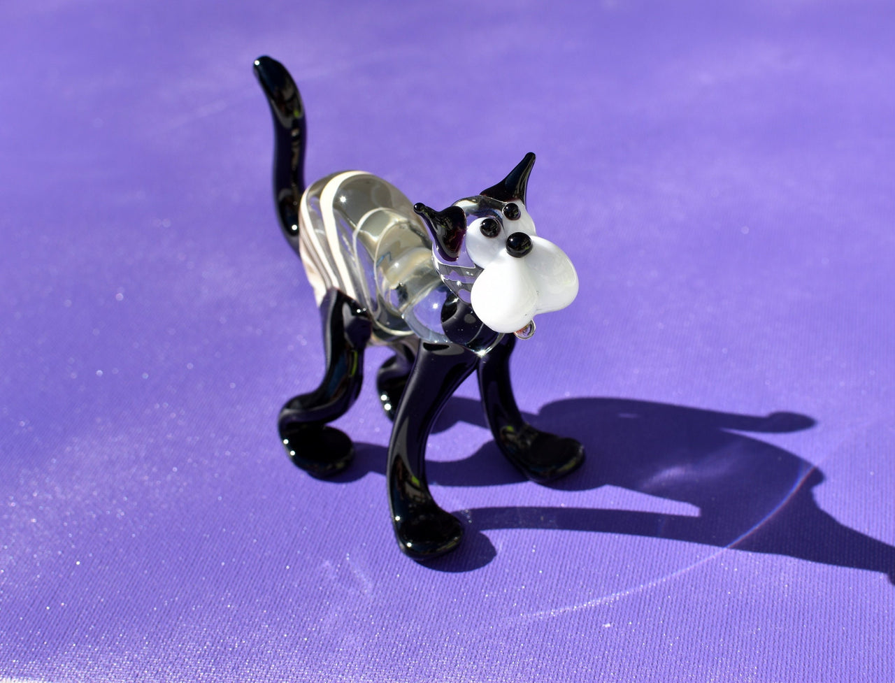 Handmade Glass Cat Figurine: Whimsical Collectible Statue