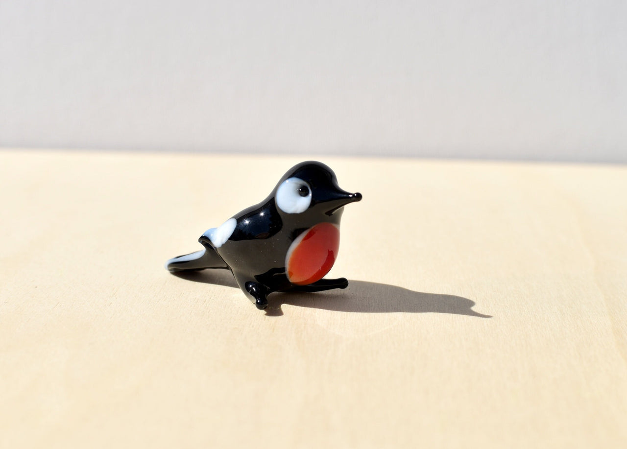 Lampwork Glass Robin Figurine: Whimsical Miniature Bird Sculpture