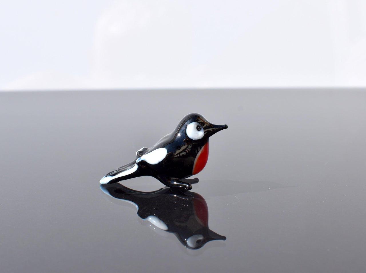 Tiny Glass Animals, Robin Gifts, Mini Glass Animals, Glass Robin, Robin Bird, Glass Bird Figurine, Glass Bird, Bird Gifts, Robin Art