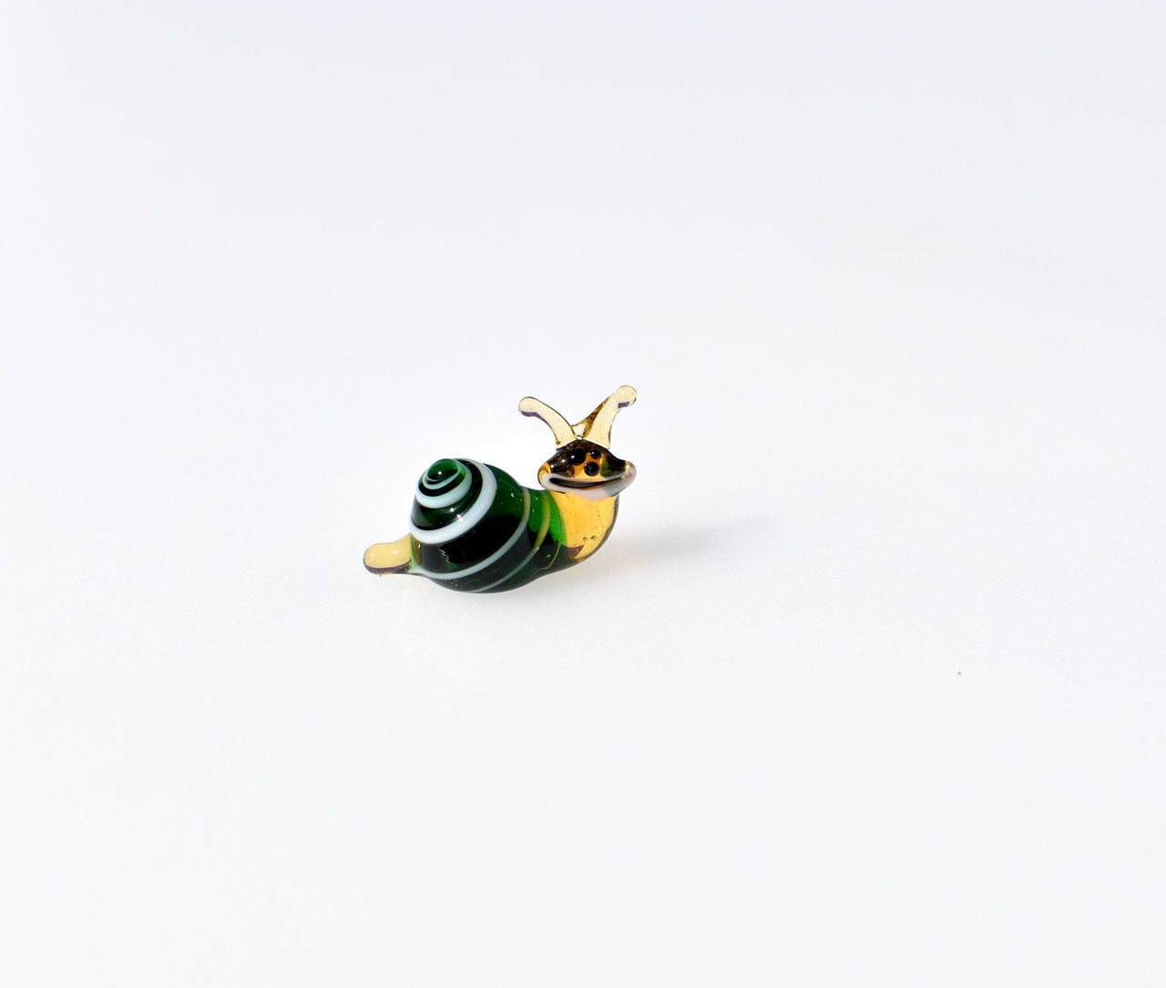 Green Glass Snail, Snail Decor, Snail, Glass Animals, Tiny Glass Animals, Snail Figurine, Glass Snail, Snail Gifts, Mini Glass Animals