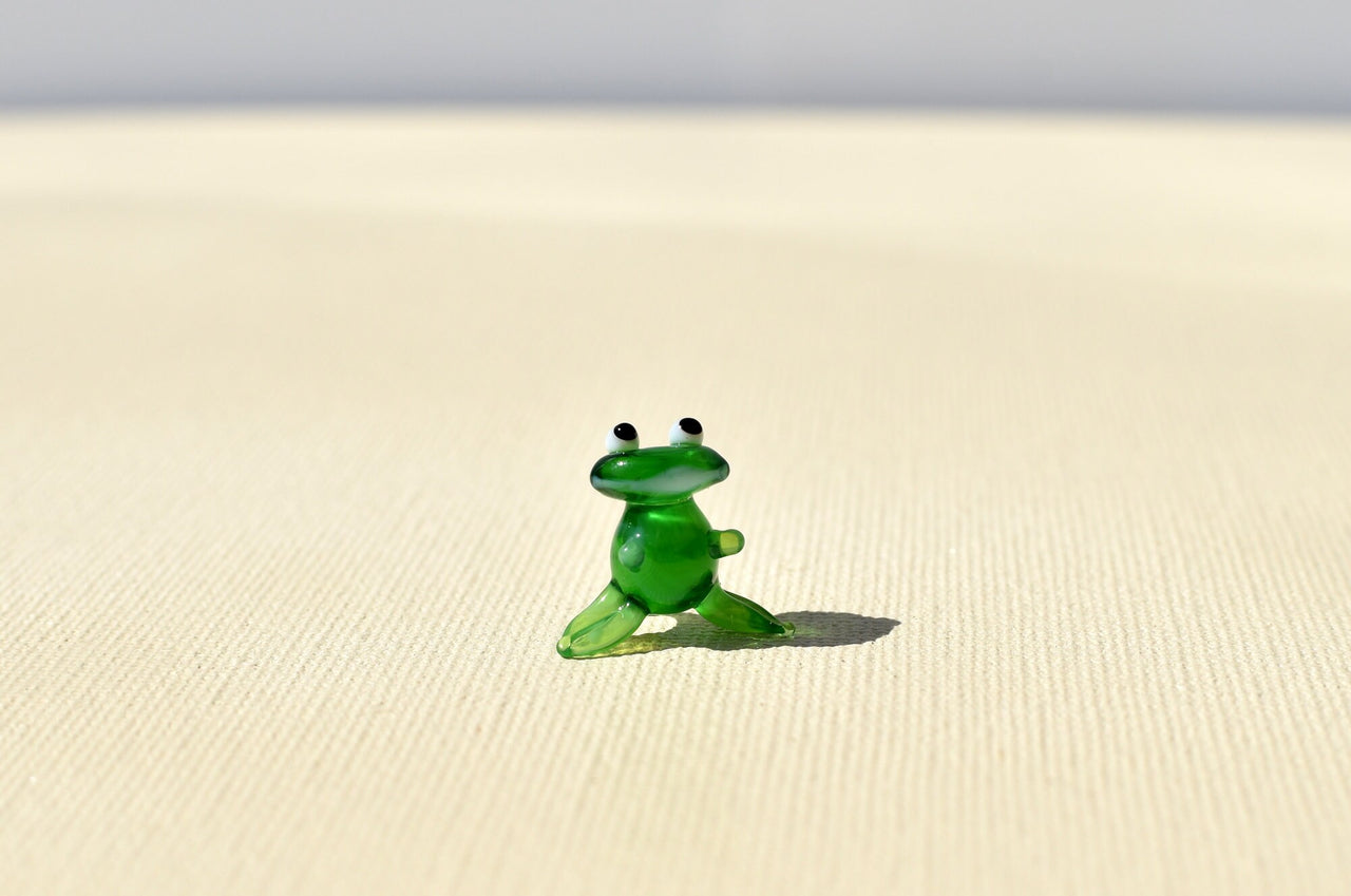 Tiny Glass Frog Figurine: Miniature Green Frog Sculpture