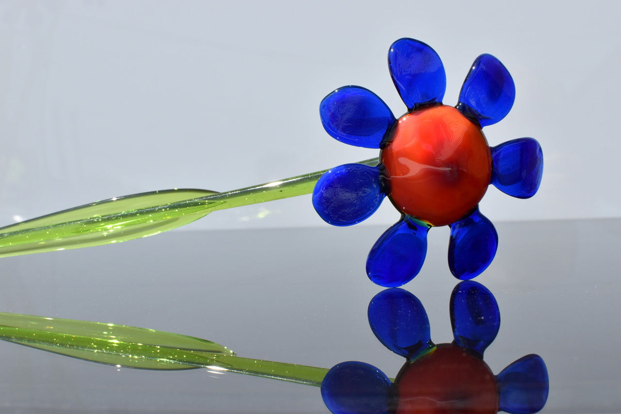 Handmade Blue Daisy Glass Flower Sculpture: Flame Work Art