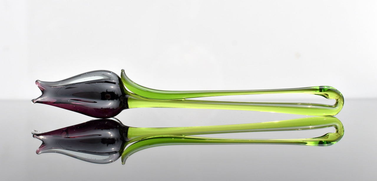 Purple Glass Tulip Flowers, Goth Mothers Gift, Blown Glass Flowers Bouquet - Glass Birth Month Flowers - Tulip Glass Flowers with Stems