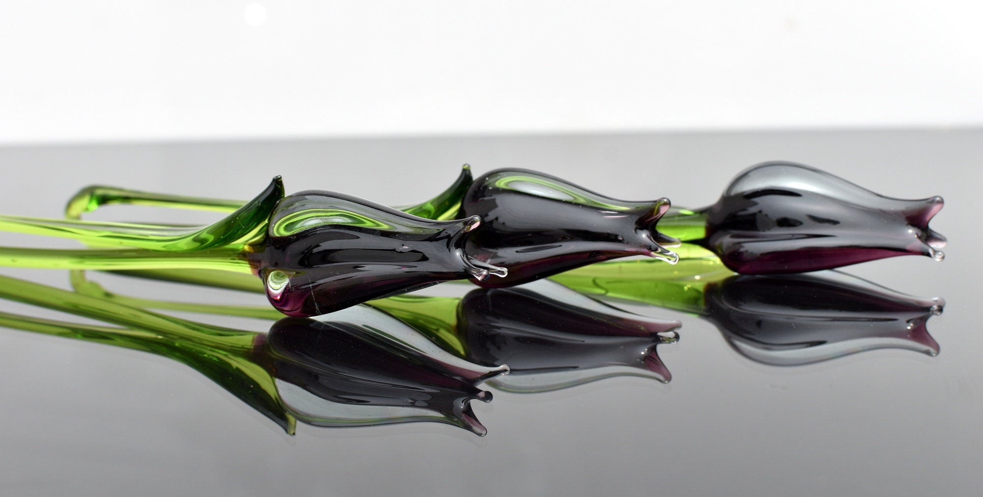 Purple Glass Tulip Flowers, Goth Mothers Gift, Blown Glass Flowers Bouquet - Glass Birth Month Flowers - Tulip Glass Flowers with Stems