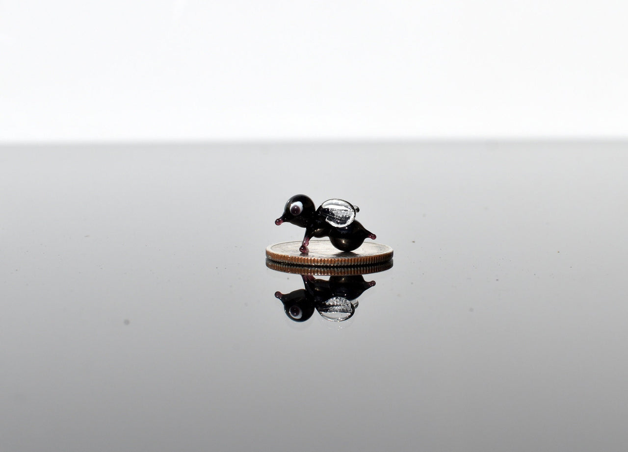 Insect Art, Glass Animals, Tiny Glass Animals, Bug Decor, Mini Glass Animals, Fly, Glass Bugs, Lampwork Glass, Bugs, Glass Figurines