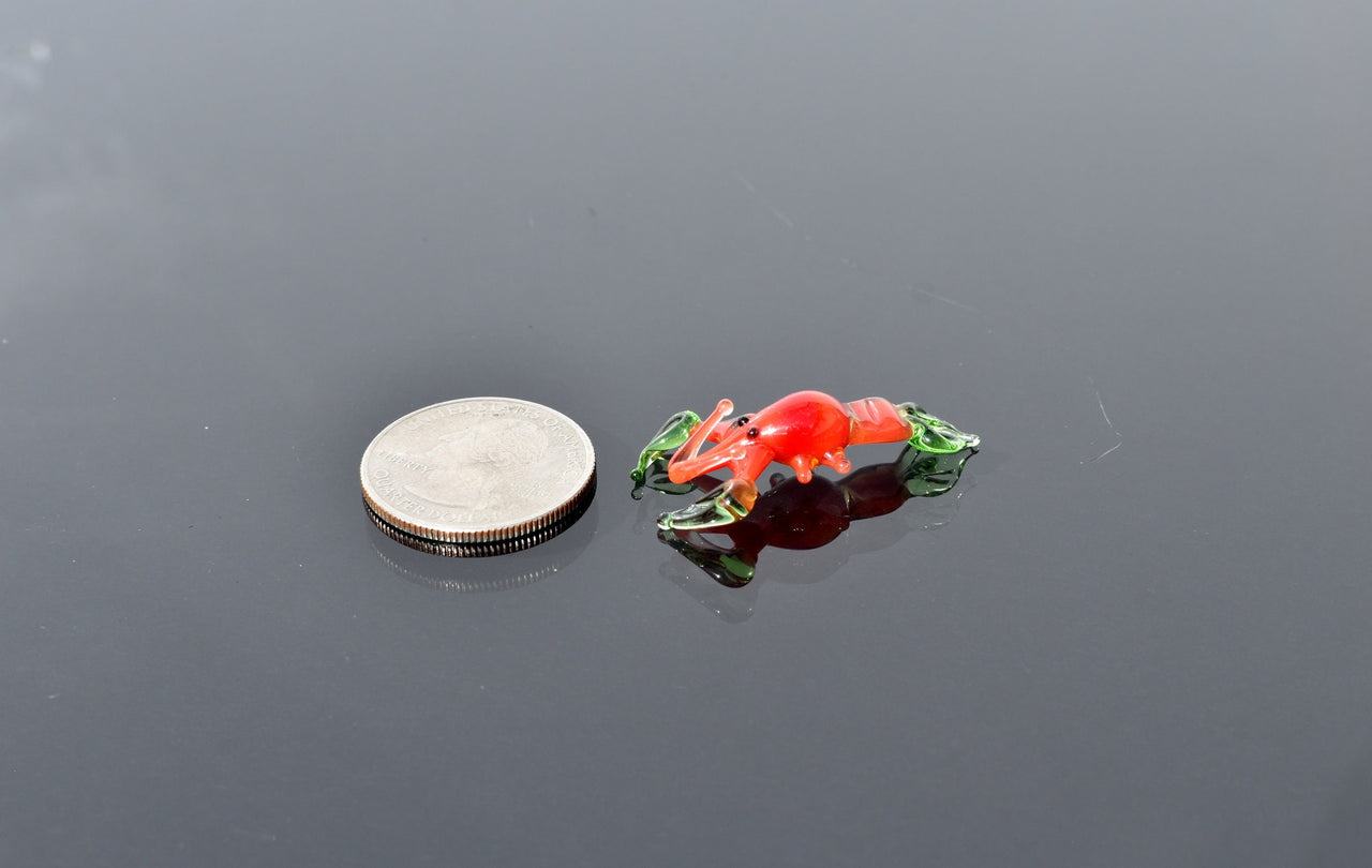 Hand-Blown Glass Lobster Figurine – Mini Red Sea Creature Sculpture, Unique Ocean Lover Gift