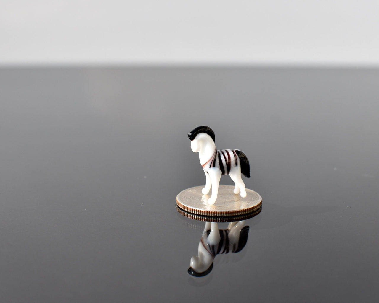 Tiny Glass Zebra Figurine – Miniature Animal Sculpture, Unique Black and White Collectible