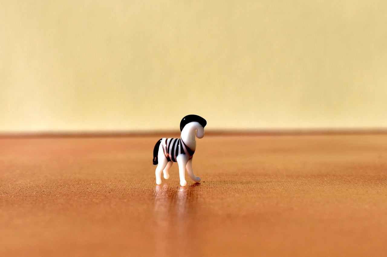 Tiny Glass Zebra Figurine – Miniature Animal Sculpture, Unique Black and White Collectible