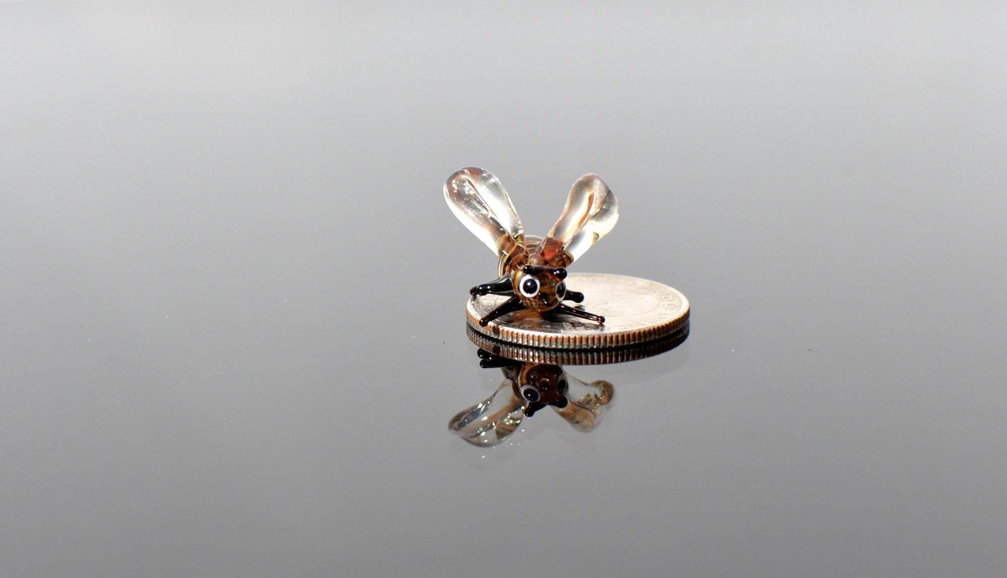 Tiny Glass Honey Bee Figurine: Miniature Insect Sculpture
