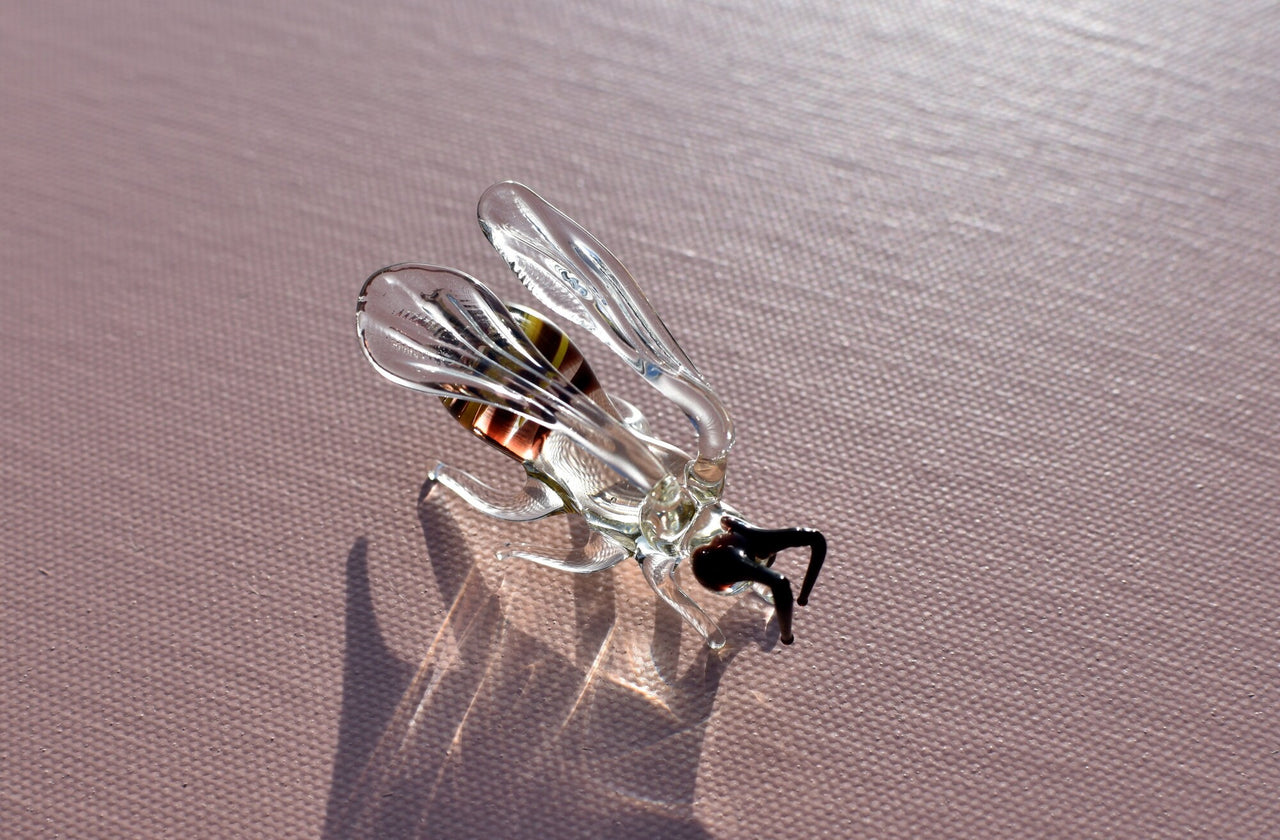 Handmade Glass Bee Figurine: Whimsical Art Glass Sculpture