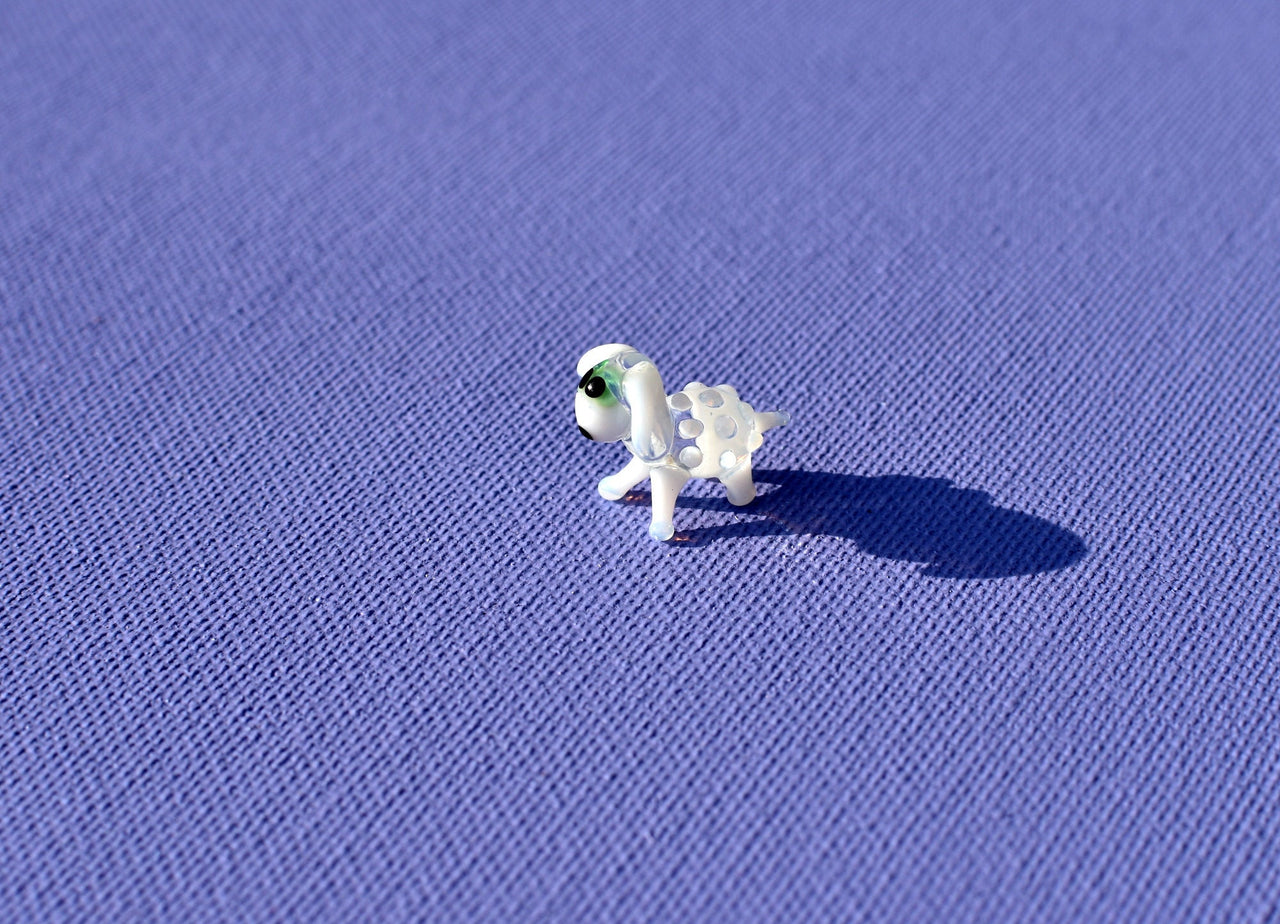 Tiny Glass Sheep: Whimsical Lampwork Miniature