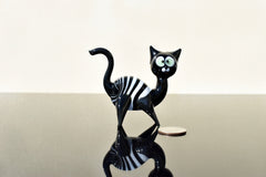Whimsical Black Halloween Glass Cat Figurine: Hand-Blown Art Glass, Green Eyes