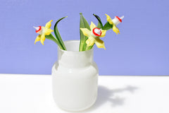 Handmade Light Yellow Glass Daffodil Flower Sculpture (7.5 inch)