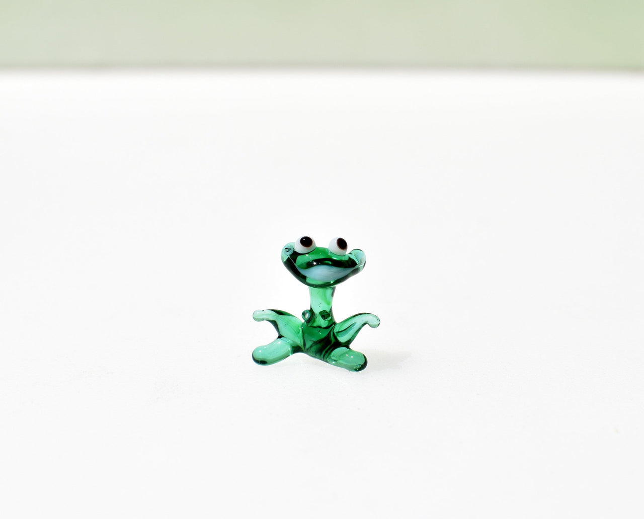 Miniature Glass Animals, Tiny Glass Animals, Glass Animals, Glass Frog, Cute Frog, Frog Figurines, Mini Frog, Lampwork Glass, Frog Gifts