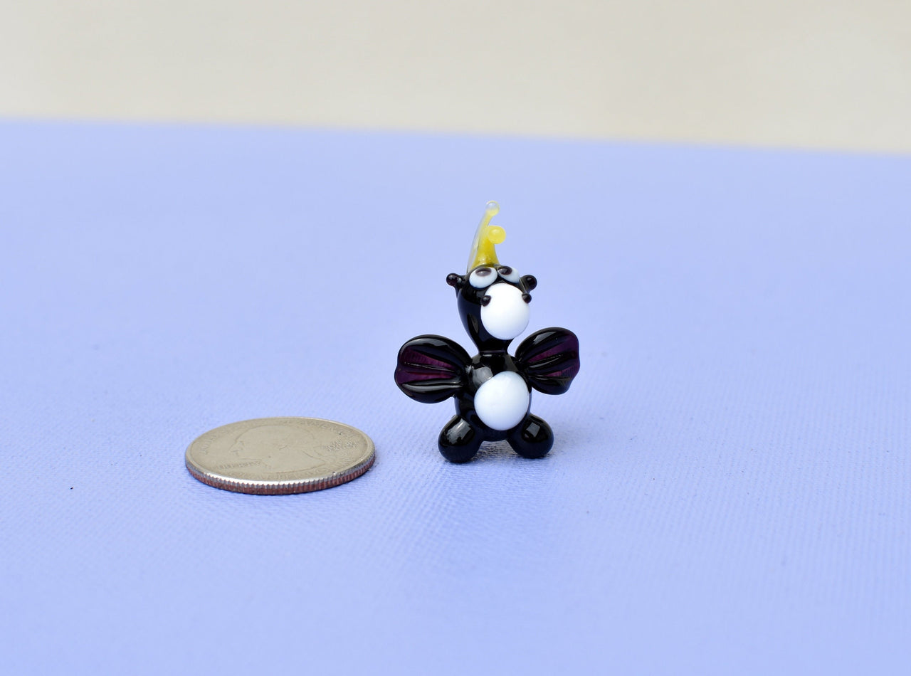 Handmade Tiny Glass Dragon Figurine: Whimsical Art Glass Sculpture