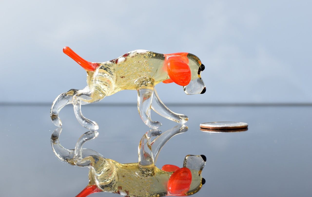Handmade Glass Hunting Dog Figurine: Flame Worked Sculpture