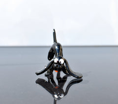 Handmade Black Spaniel Glass Figurine: Collectible Dog Statue