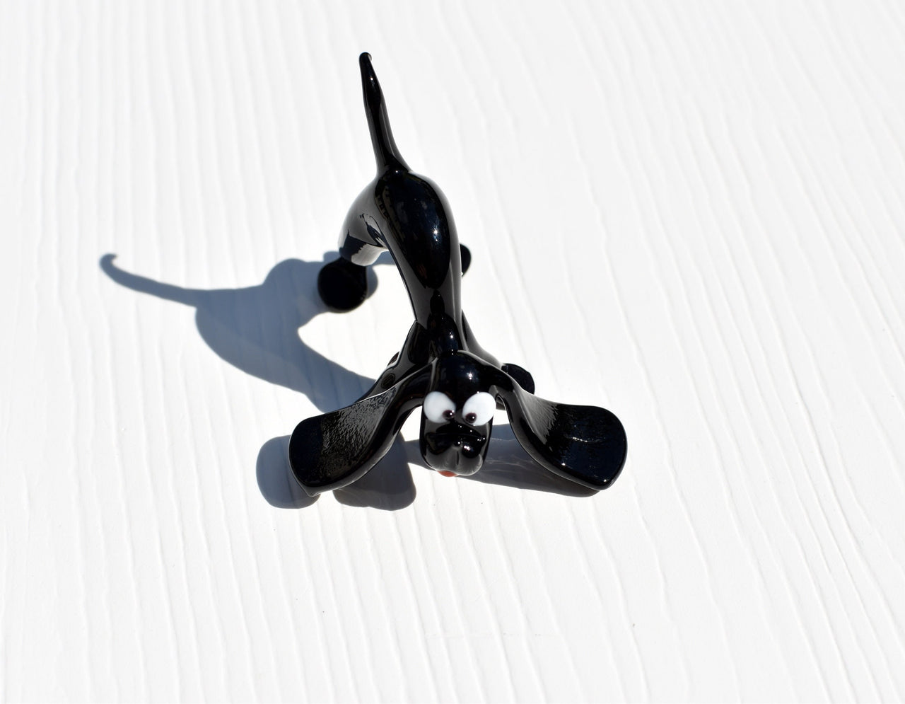 Handmade Black Spaniel Glass Figurine: Collectible Dog Statue